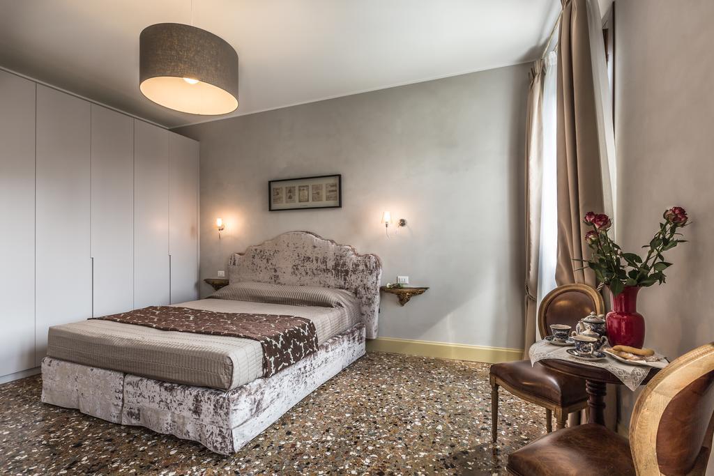 Palazzina Canal Venise Chambre photo