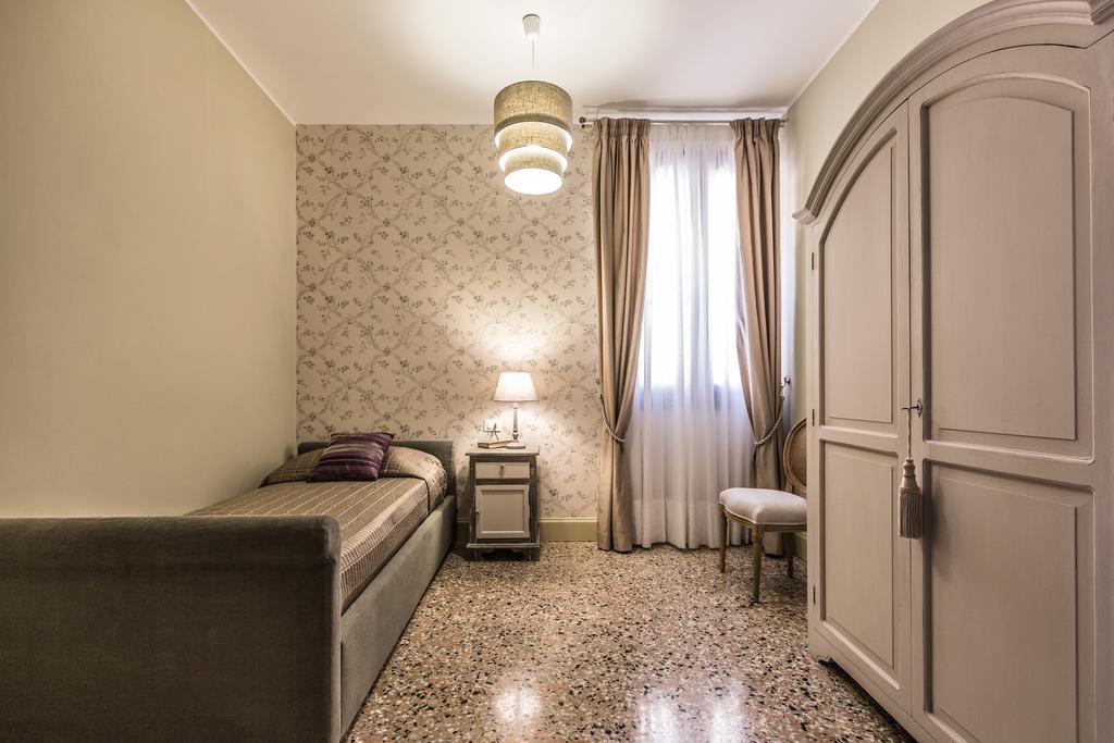 Palazzina Canal Venise Chambre photo
